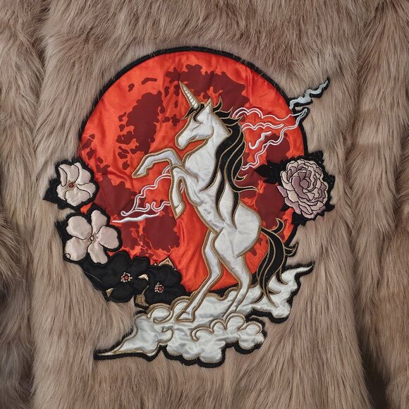 Rare Limited Edition Nicki Minaj H&M Pink Fur Fuzzy Rave Festival Unicorn 10 - Picture 3 of 9